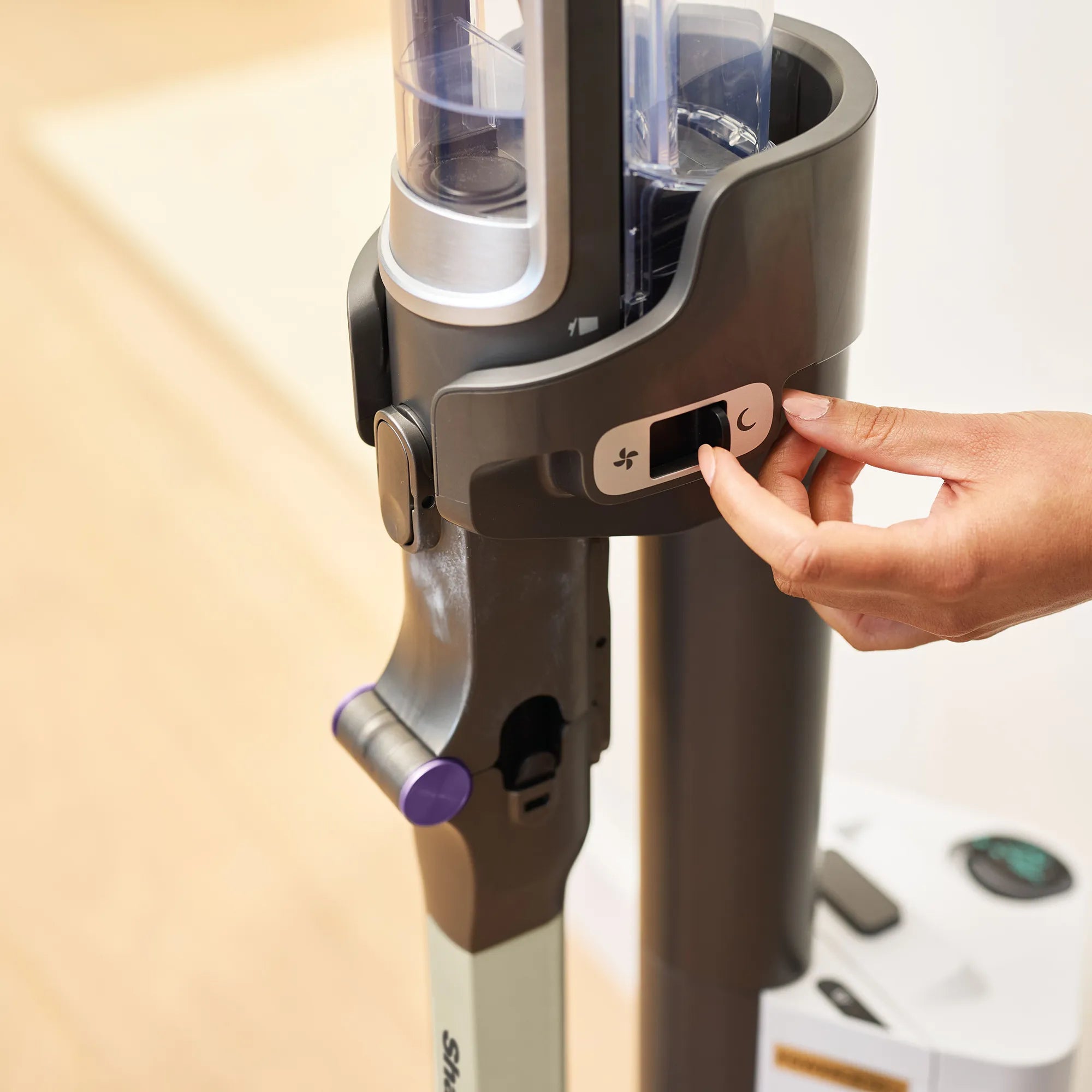 Shark Cordless PowerDetect Clean & Empty System