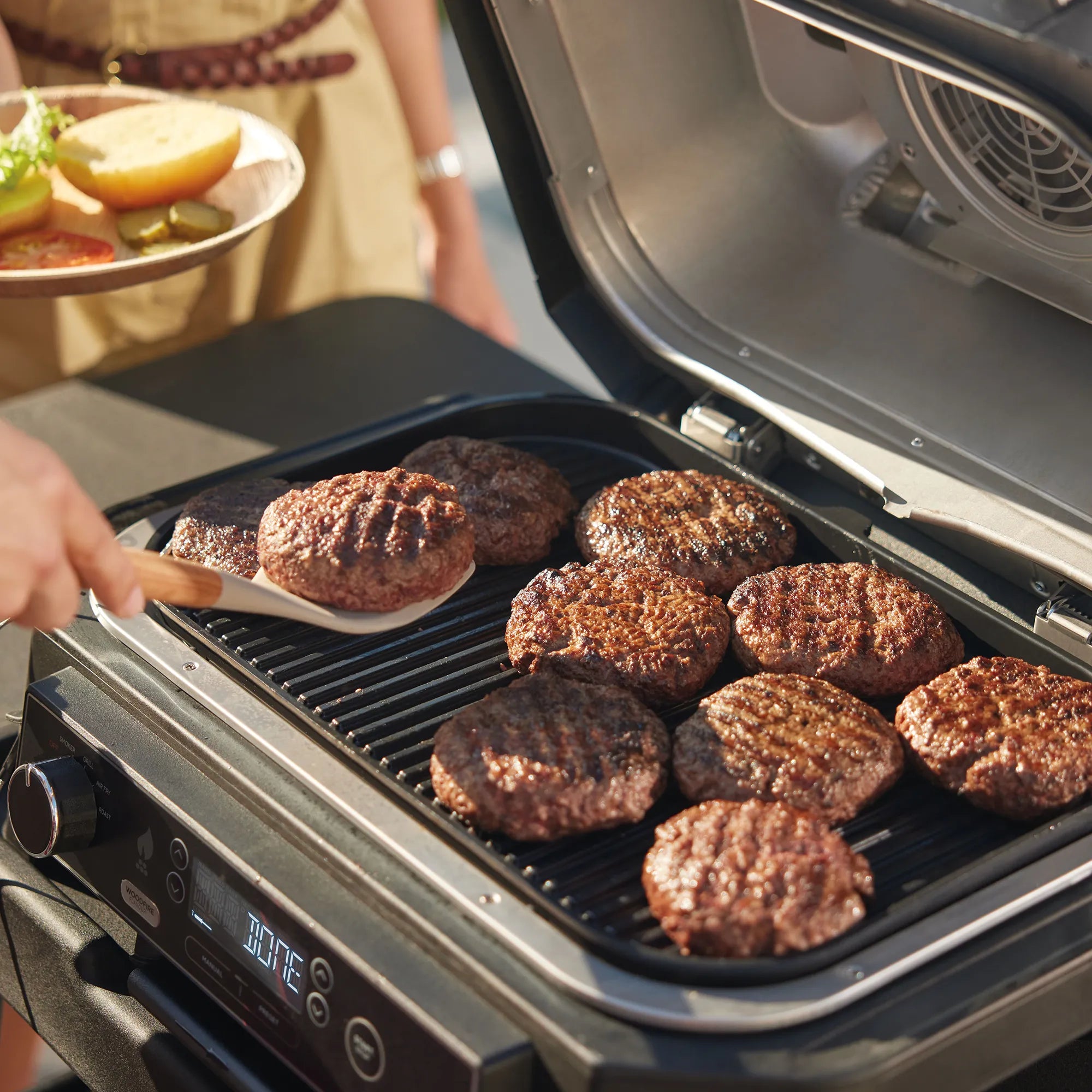 Woodfire Pro XL Outdoor Electric BBQ Grill & Smoker